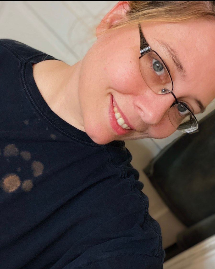 Em Allen, mixed-media artist